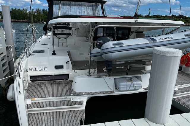 Lagoon 42 - 4 + 2 cab. Belight 